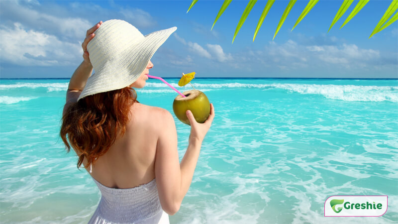 Cach uong nuoc dua dung cach de lam dep da