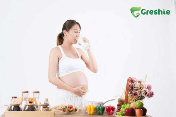 Cach bo sung vitamin cho me bau mua dong