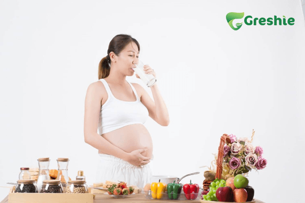 Cach bo sung vitamin cho me bau mua dong